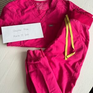 Figs Pink Scrub Set with Yellow Accents